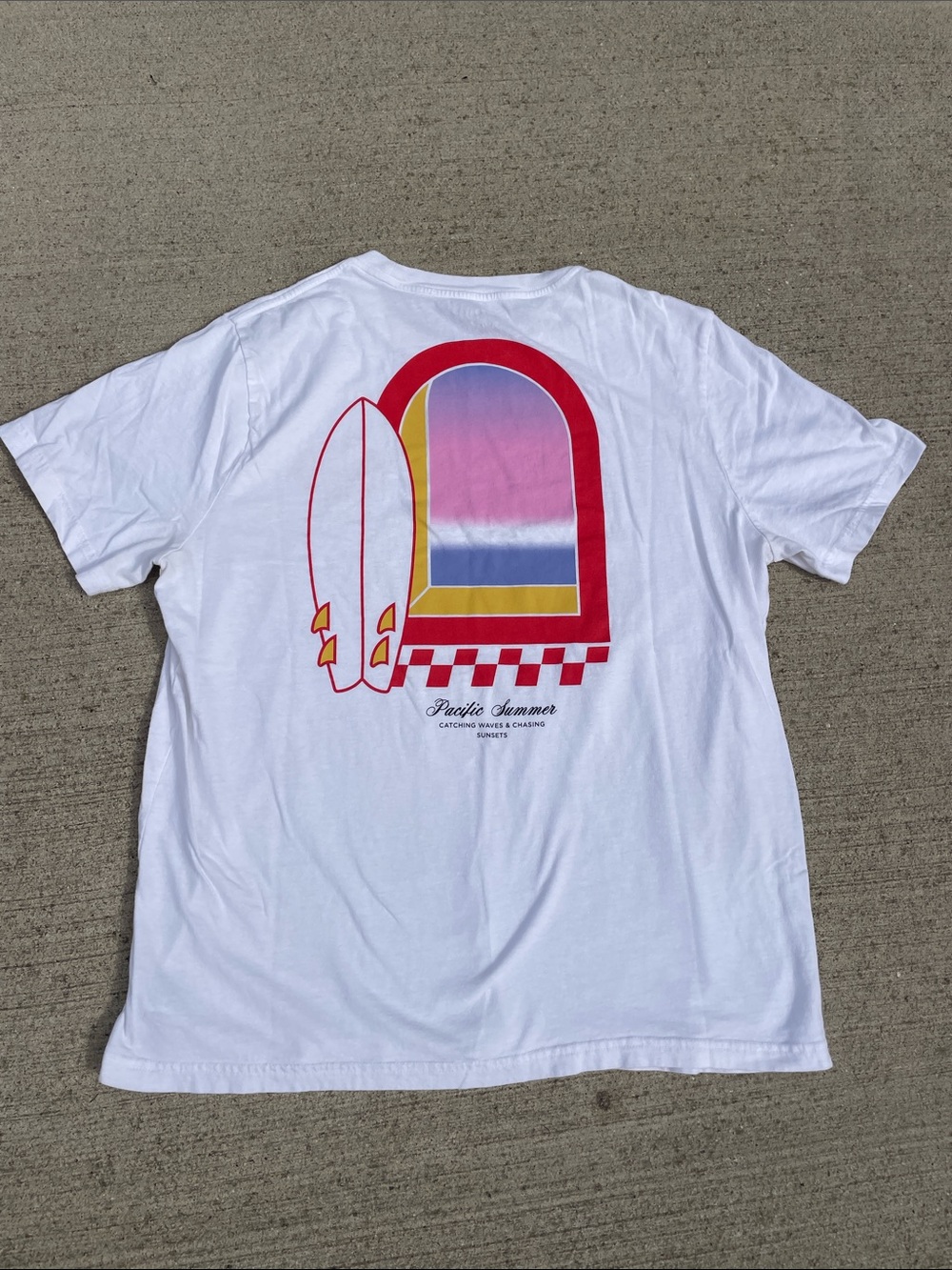 Old Navy White Short-Sleeve Tee with Red, Pink, Yellow & Blue Surf Graphic